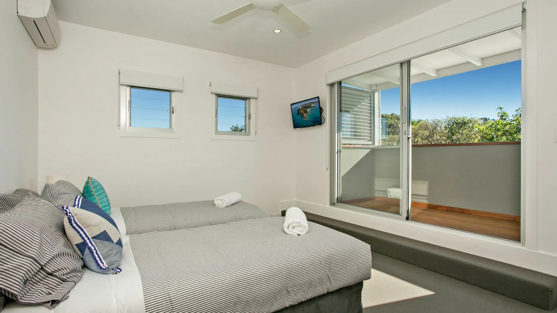 Stonecutters 1 - Byron Central Stylish Home Byron Bay